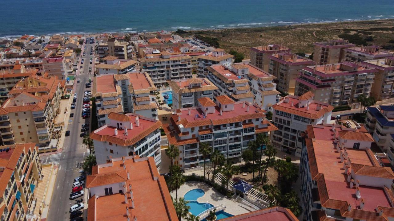 At Costa Blanca - Cozy Apartment With Pool La Mata  Kültér fotó